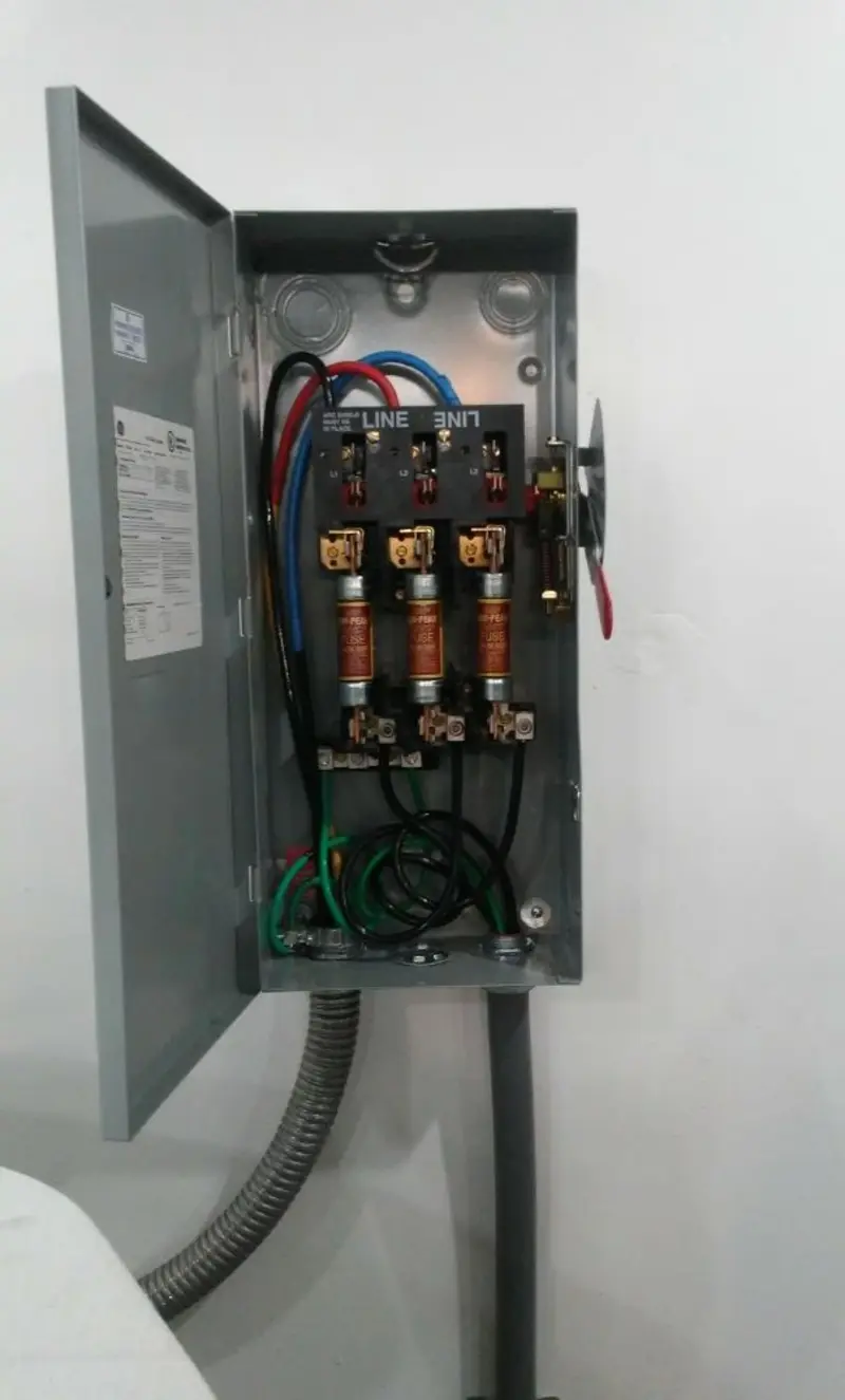 Three-phase disconnect switch installed for Smoke Detector Installation in Wakefield